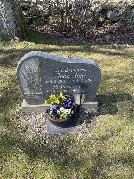 Grave number: Ä N J     1