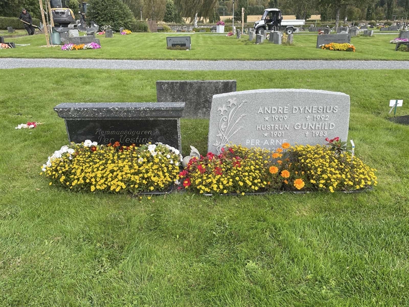 Grave number: B1 3 3A   814