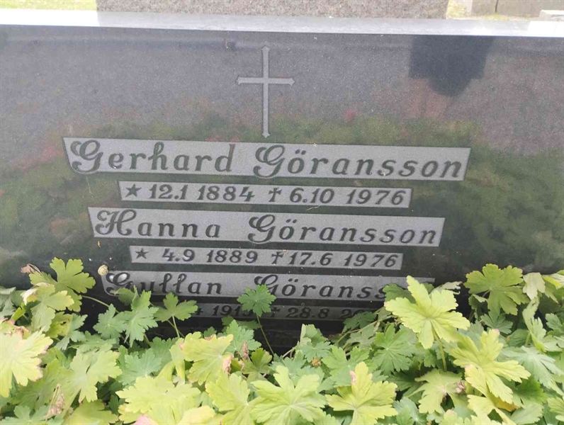 Grave number: NÅ 05    18, 18:1, 18:2