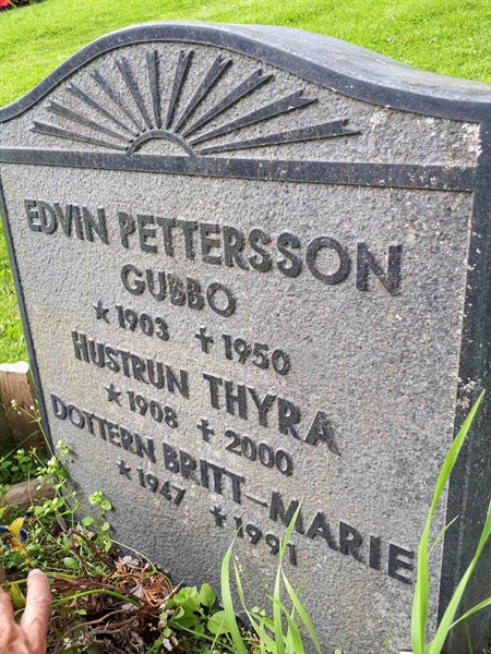 Gravnummer: NK A A   300