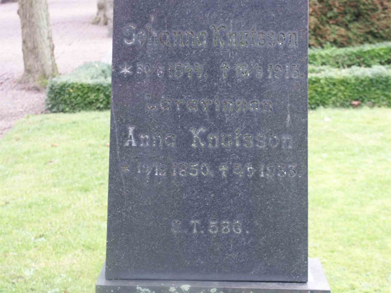 Grave number: KK V D2    24