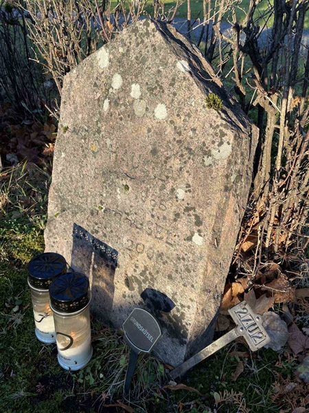 Gravnummer: GK U 2    27