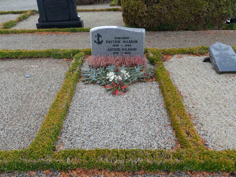 Grave number: 2 01  1664