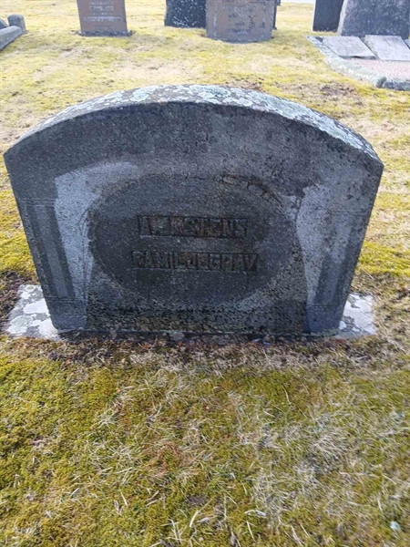 Hautatunnus: 2 8  169, 170