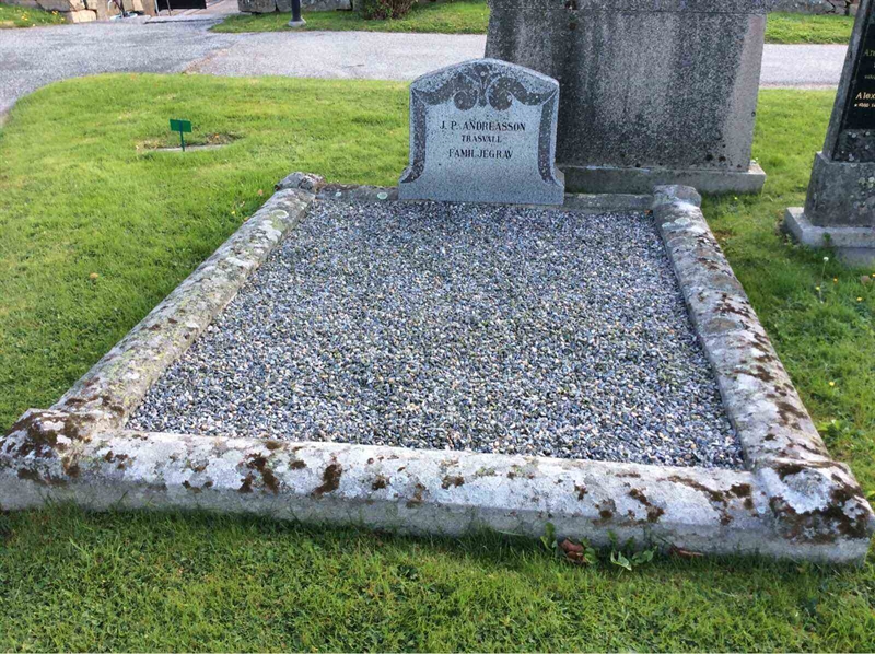 Grave number: KG 06    65, 66