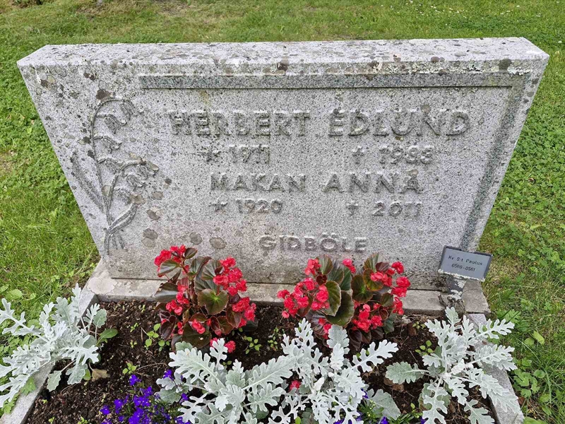 Grave number: GR PA  0560-0561