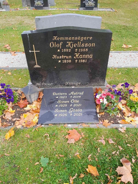 Grave number: GK 9 H    15, 16, 17, 18