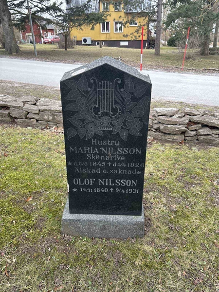Grave number: LE 647, 648