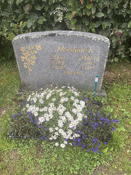 Grave number: 002 2   600