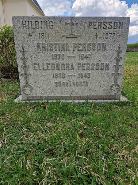 Grave number: 501 07 865-867