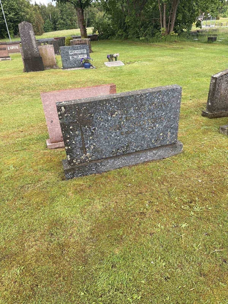 Grave number: SKF D    26, 27