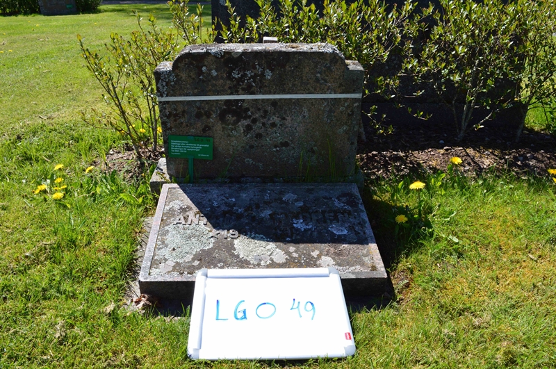 Grave number: LG O    49