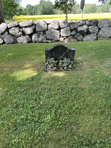 Grave number: 2 G  640-641