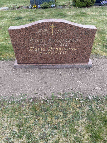 Grave number: 20 N   112-113