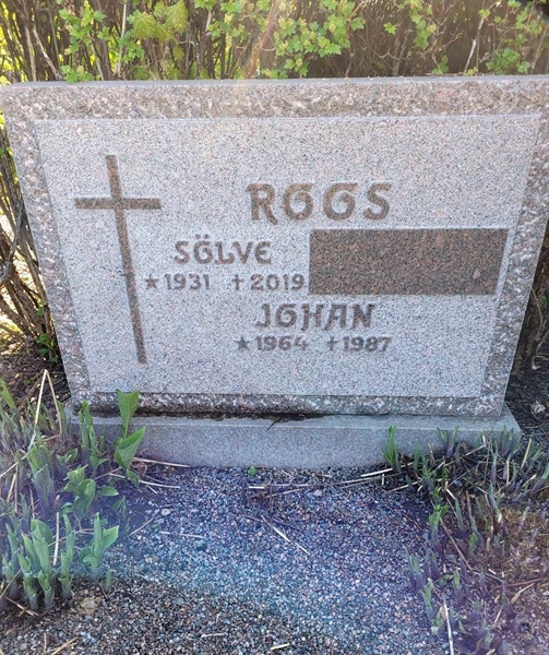 Grave number: LE 1   97