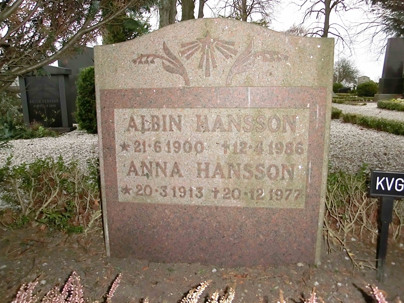 Grave number: LB A    003, 004