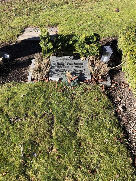 Grave number: FR 1    99