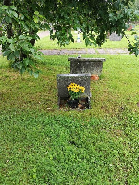 Hautatunnus: NK 12    19