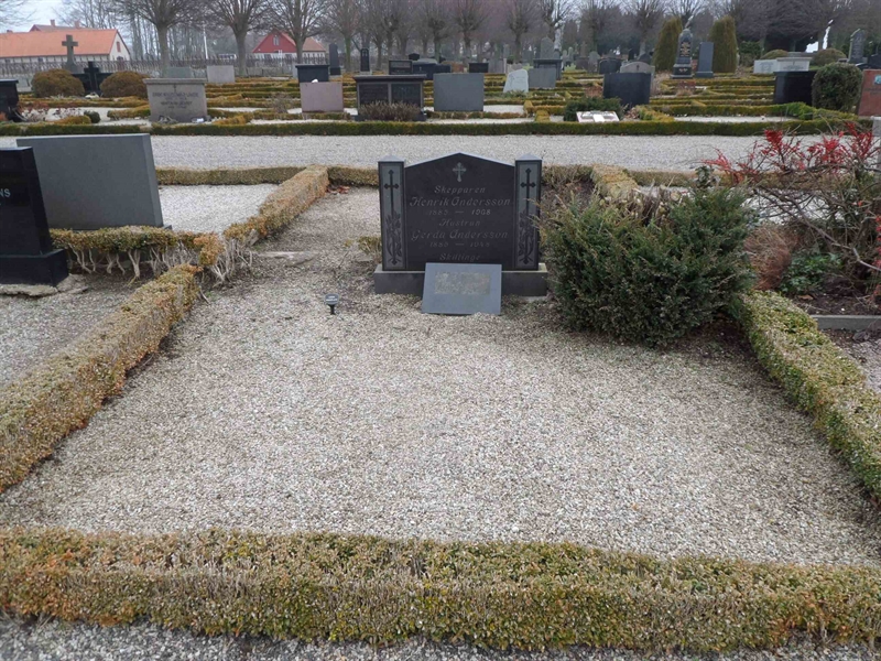 Grave number: 2 01  1825