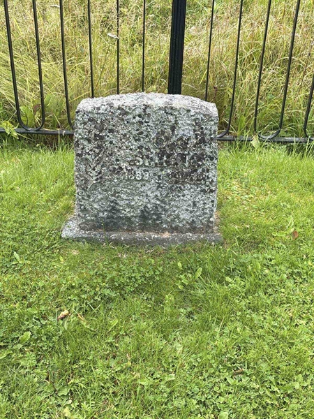Grave number: IN 28    82