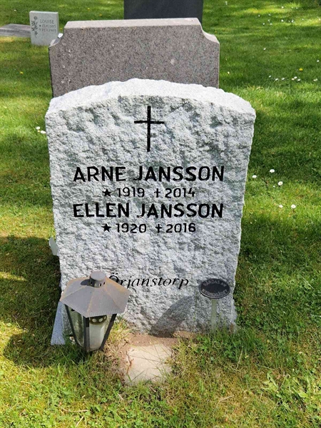 Grave number: 04 A   95