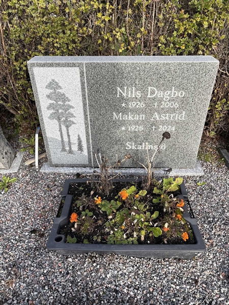 Grave number: 4 N ND    62