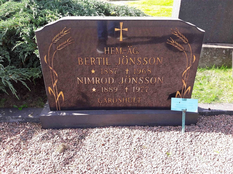Grave number: TÖ 5   340