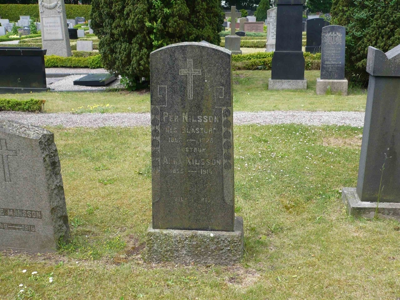 Grave number: 1 8    60