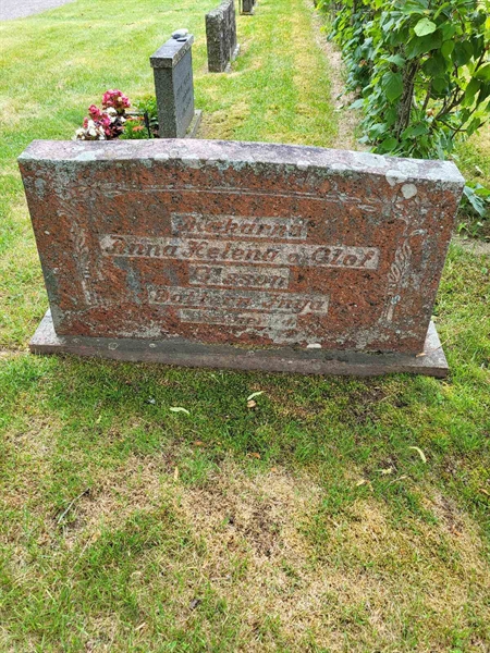 Grave number: Jä 04    87