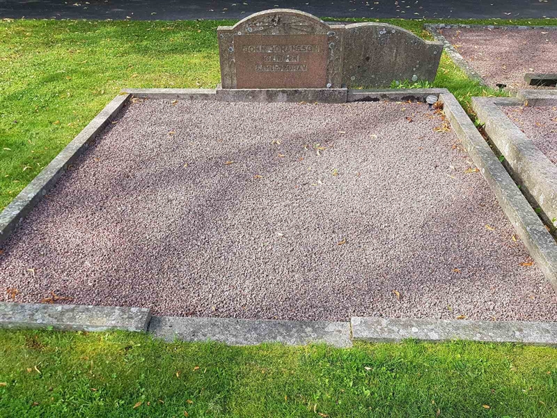 Grave number: 06 60109