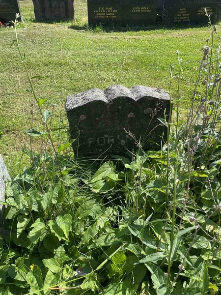 Grave number: N 5 2   267