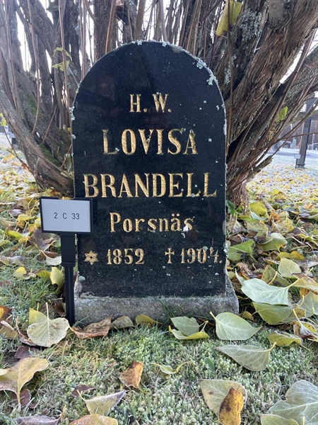 Hautatunnus: 2 C    33