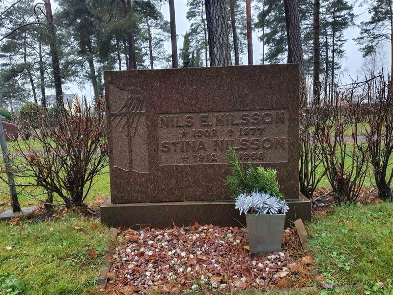 Grave number: SK A1   265-266