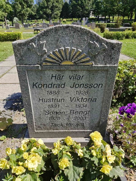 Grave number: 1 FRID 82B