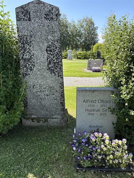 Grave number: 4 G GF   185-186
