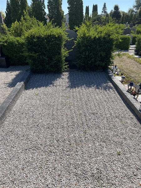 Grave number: NK V    39