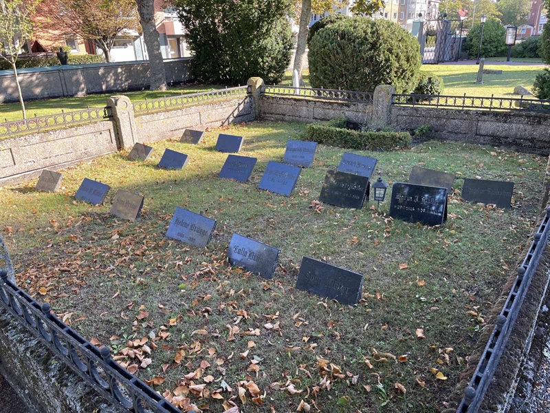 Grave number: VK II   27abc