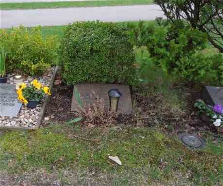 Grave number: SN HU    61