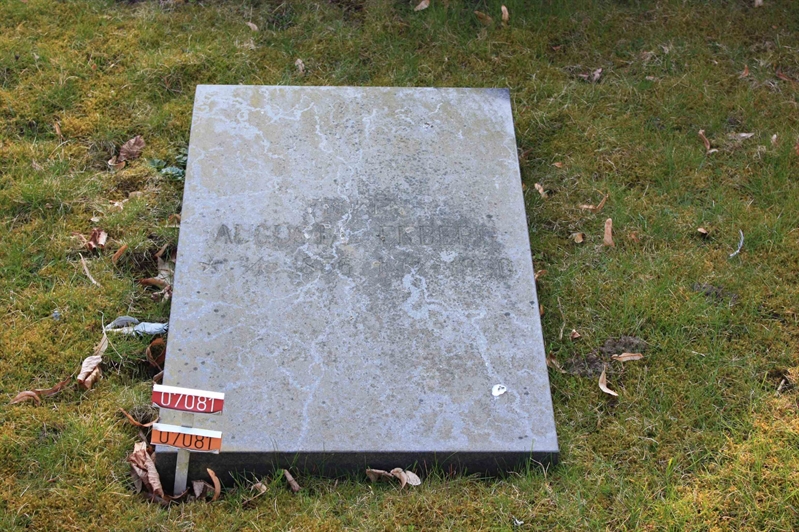 Grave number: Ö 07i   120