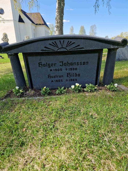Grave number: 501 18 3576-3578
