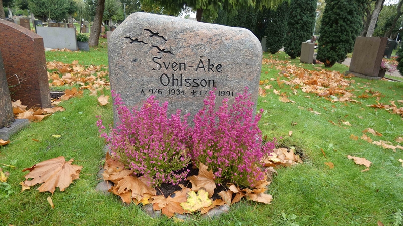 Grave number: SN E   626a