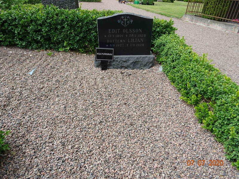 Grave number: NK 3 FC    16