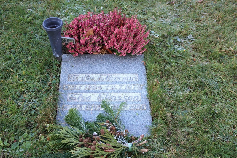 Grave number: Ö U10    43