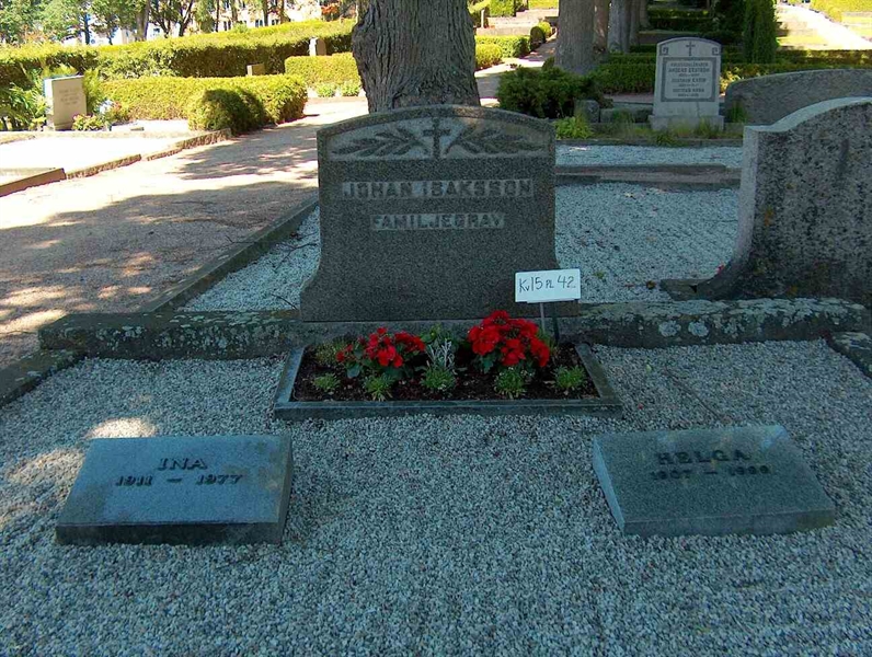 Grave number: HÖB 15    42