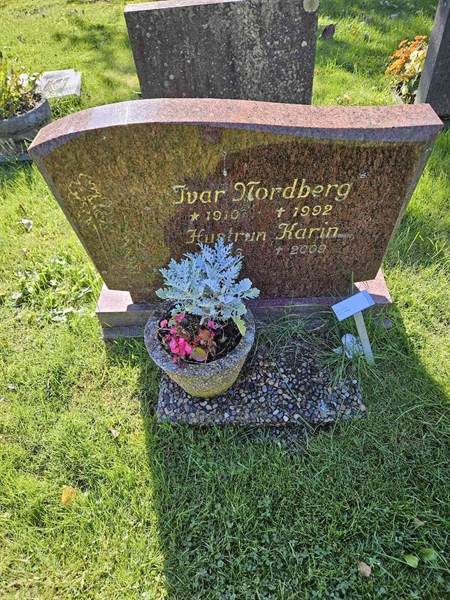 Grave number: Fr 7   706