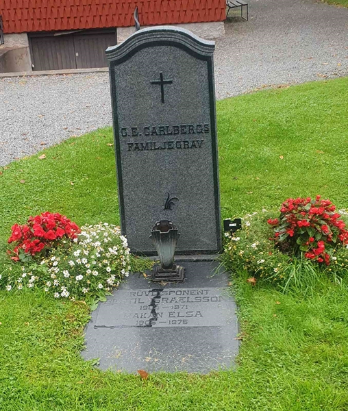 Hautatunnus: 1 K    16