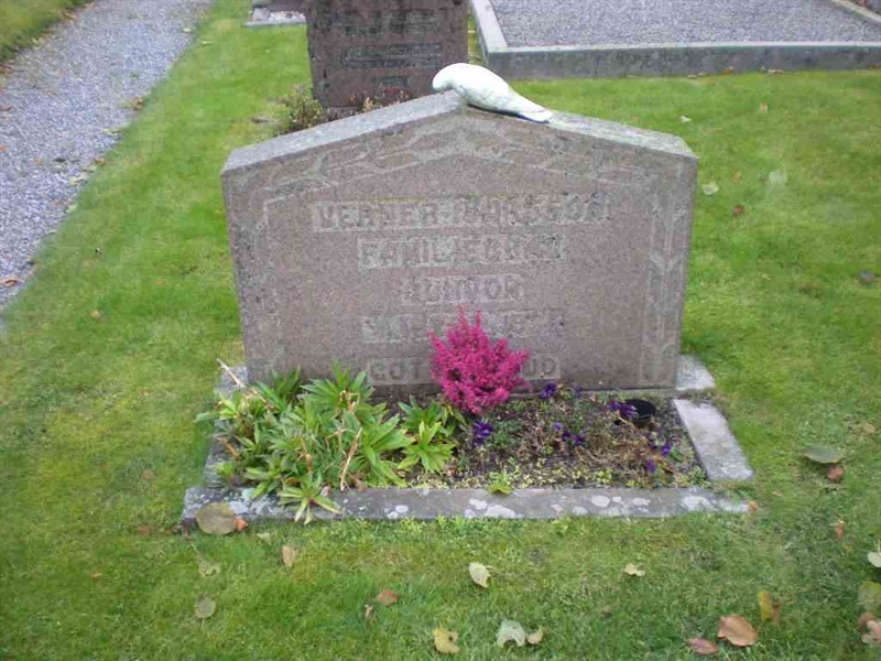 Grave number: M 001  0085A, 0085B