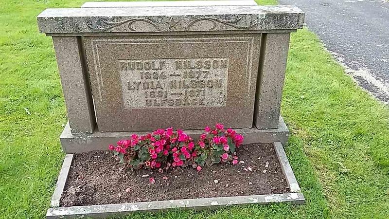 Grave number: 01 S    49, 50