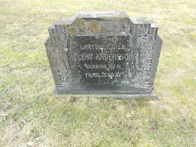 Grave number: V 5   120