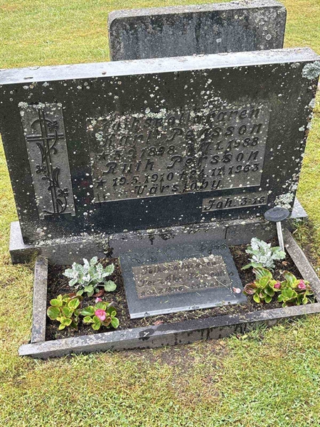 Grave number: SKF D    52, 53